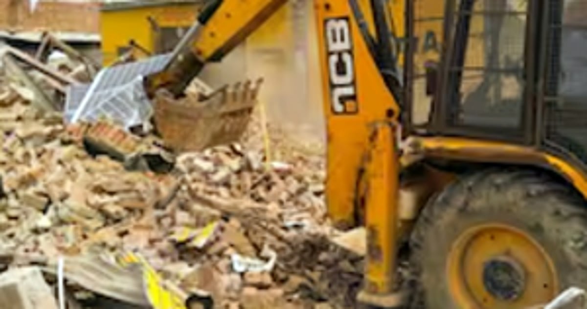 Hyderabad Demolishes Illegal Structures, Reclaims Land