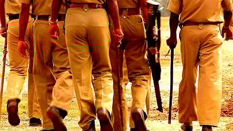 Two accused persons in a murder case have allegedly been tortured by the Kancheepuram police.