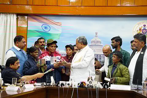 Siddaramaiah welcomes surrendered Maoists with roses, constitution in Bengaluru