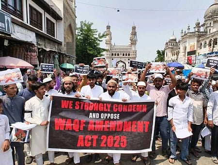 Protests in Hyderabad, other Telangana cities against Waqf (Amendment) Act