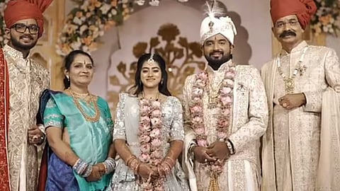 Tirunelveli Iruttukadai Halwa shop owner alleges dowry harassment 