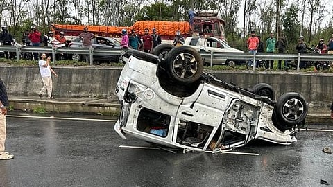 Close shave for DK Shivakumar as his escort vehicle overturns in Karnataka