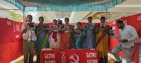 The Garment and Textile Workers Union in Karnataka held a convention in Bengaluru 