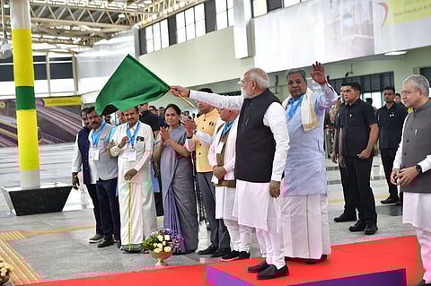 PM Modi flags off yellow line metro services in Bengaluru