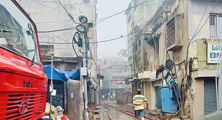 Bengaluru: Two killed, three feared trapped in massive fire at Nagarthapet