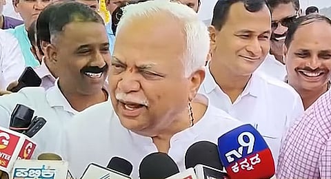 Veteran Karnataka Congress leader RV Deshpande