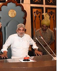 Telangana Assembly Speaker begins hearing on disqualification petitions