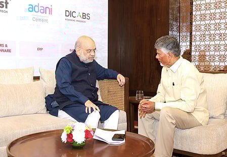 Chandrababu Naidu meets HM Amit Shah, discusses Andhra projects