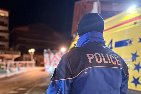 Dozens feared dead, over 100 injured after explosion in Swiss ski resort 