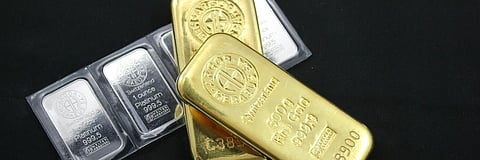 Silver and gold hit record highs – then crashed. Before joining the rush, you need to know this