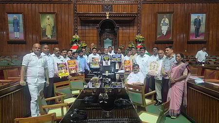 Karnataka BJP, JD(S) launch day-and-night protest, demand resignation of Excise Minister