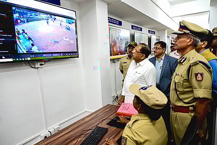 All safety norms to be implemented at Chinnaswamy before hosting cricket matches; more cops deployed: K'taka HM