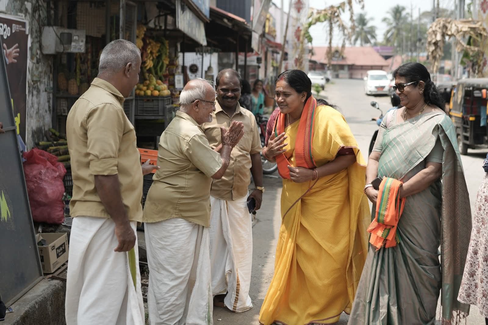 Sobha Surendran meeting people in Palakkad 