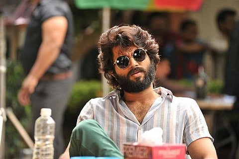 Vijay Deverakonda upset with 'Arjun Reddy' critics, calls Twitterati 'Twidiots'