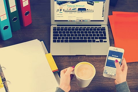 Facebook admits bug unblocked people from 800,000 users' list