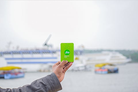 Reliance Jio’s net profit up 45% at Rs 990 crore in Q2 FY19