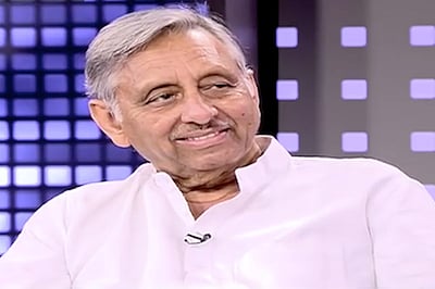 Mani Shankar Aiyer asks Pakistan to remove Modi to resume peace talks with India