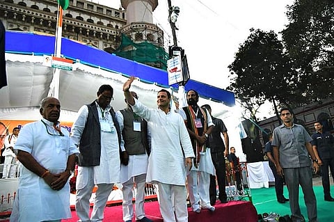 Despite hype, low turn out at Hyderabad for Rahul Gandhi's speech at Charminar