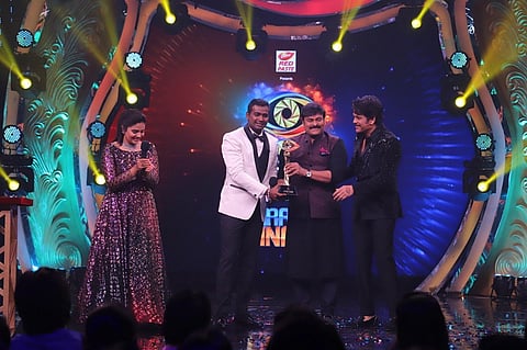 Singer Rahul Sipliganj wins 'Bigg Boss Telugu 3' after grand finale