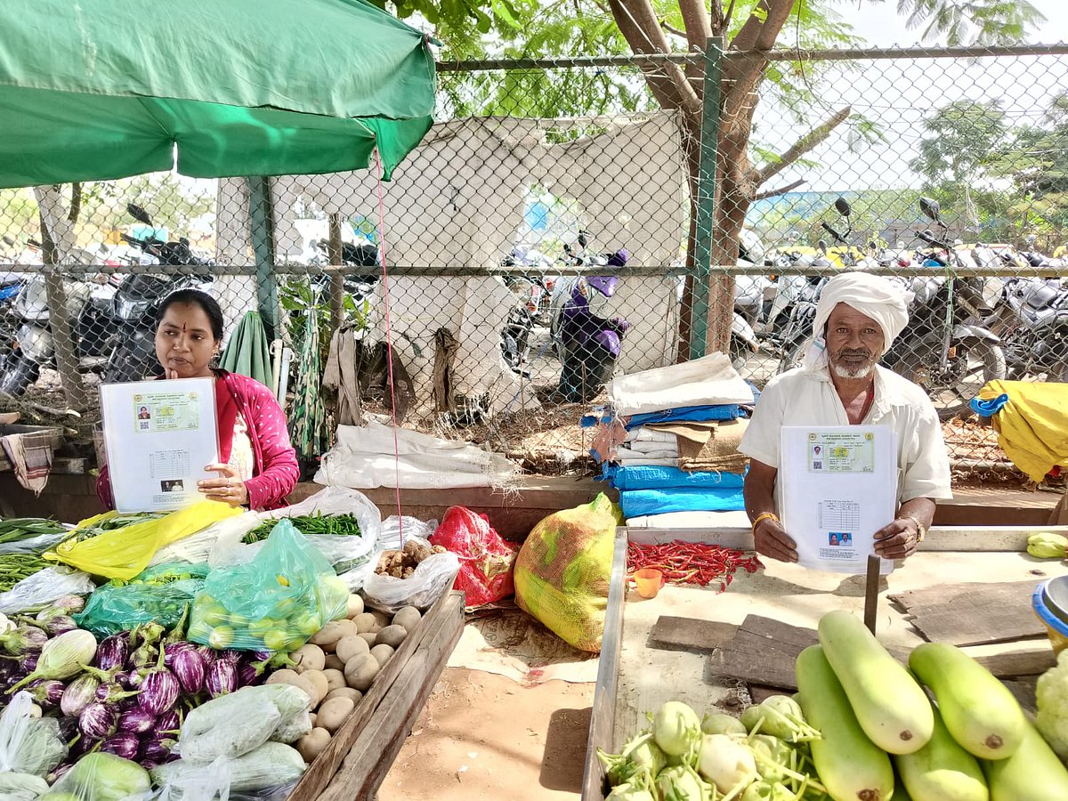 Street Vendors in Bengaluru Face Threats Violations of Street Vendors