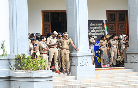 Tussle intensifies at Kerala University as ‘two’ registrars at work