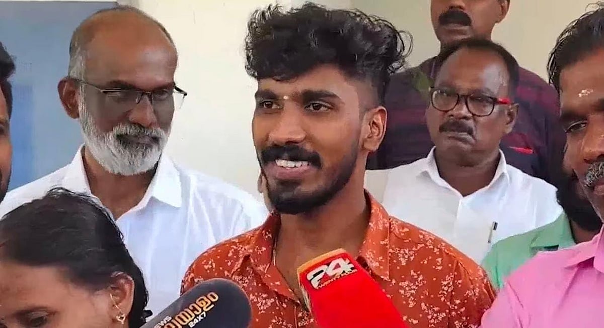 Ezhava man joins as ‘kazhakam’ staff in Kerala temple as HC clears appointment
