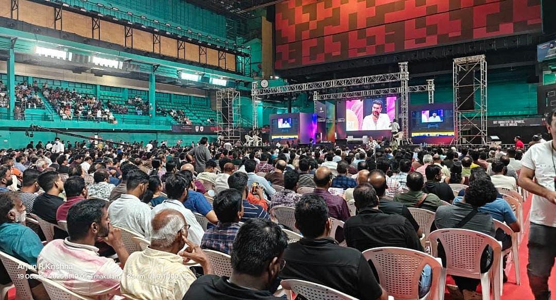 Atheist event in Kochi disrupted briefly as man walks in with gun