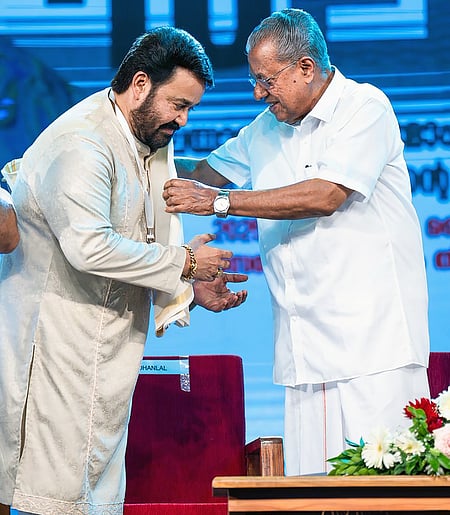 Setback Mohanlal as HC quashes govt order on his ivory collection