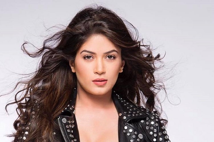 Bigg Boss contestant Bandgi Kalra booked for 'fake iPhone ad' on Instagram