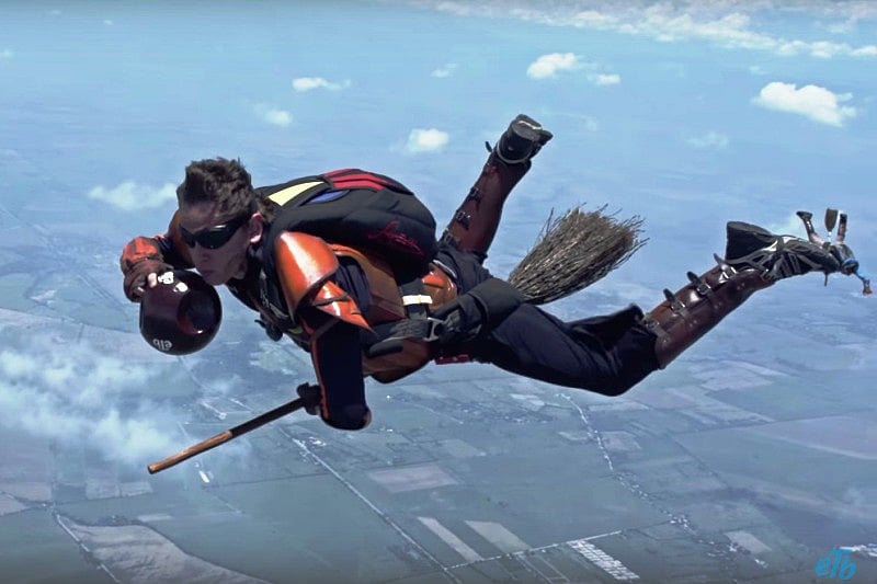 Watch Skydivers play a game of Quidditch after jumping out of an airplane