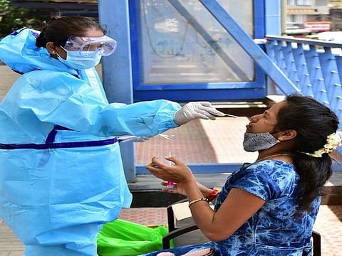 Coronavirus Live Updates: महाराष्ट्र में  कोरोना ने मचाया हाहाकार , 24 घंटे में आए 49,447 मामले, 277 लोगों ने तोड़ा दम