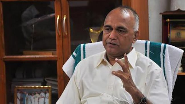

<!--StartFragment-->Elamaram Kareem, former Industries Minister (Photo courtesy: The News Minute)<!--EndFragment--><!--EndFragment-->