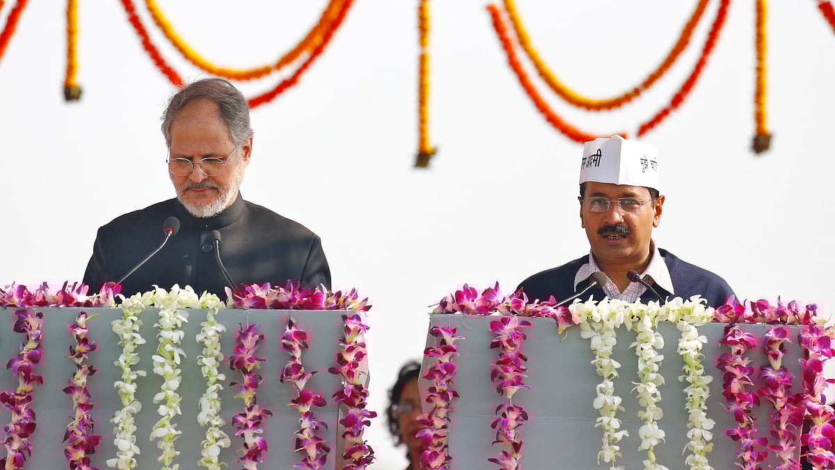 Delhi Lt Governor administers oath to Delhi CM Arvind Kejriwal (Photo: Reuters)