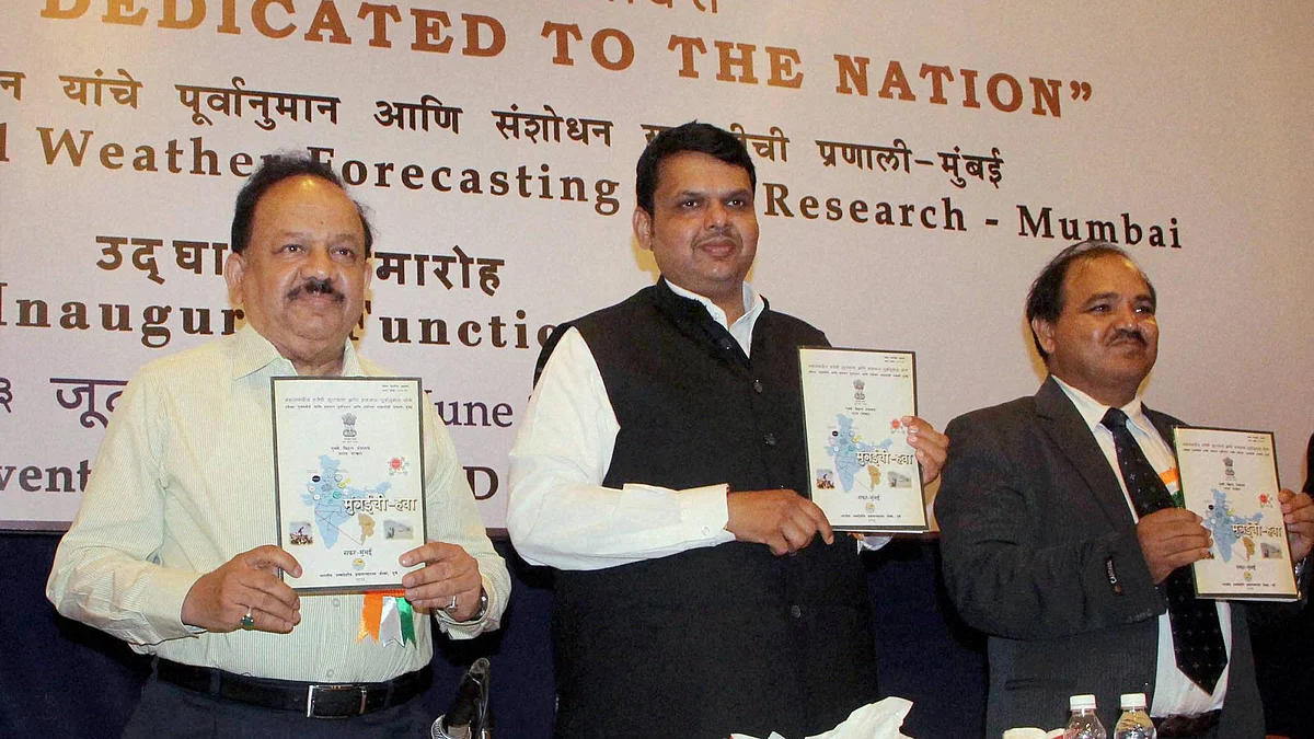 Senior BJP leader Dr Harsh Vardhan with Chief Minister of Maharashtra Devendra Fadnavis at the inauguration of a system of Air Quality Weather Forecasting and Research at Y B Chavan Centre in Mumbai. (Photo: PTI)