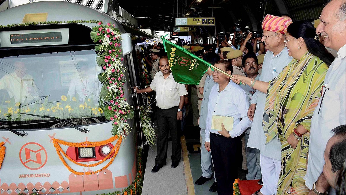 Rajasthan CM Vasundhara Raje flags off the metro rail in&nbsp;Jaipur. (Photo: PTI)