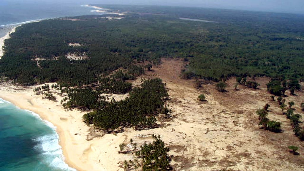Bird’s eye view of the  islands’ shoreline. (Photo: Reuters)