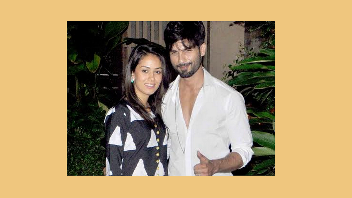 Snapped!! Shahid with his wifey at their Juhu residence in Mumbai&nbsp;(Photo: Yogen Shah)