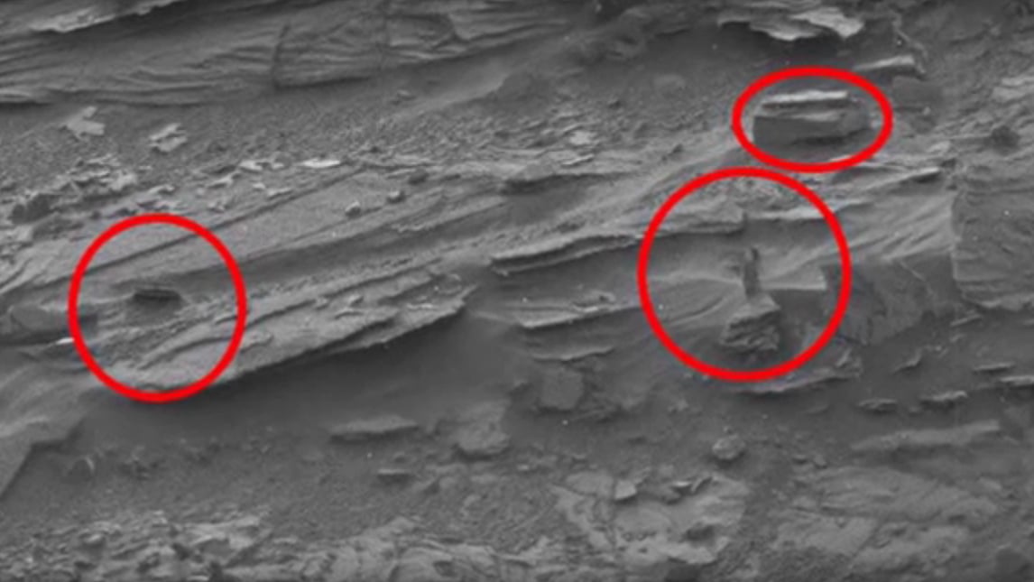 The screen grab of the YouTube video showing probable life on Mars. (Photo: <a href="https://www.youtube.com/watch?v=PB4jGeE1kCg">Top Trending Videos</a>)