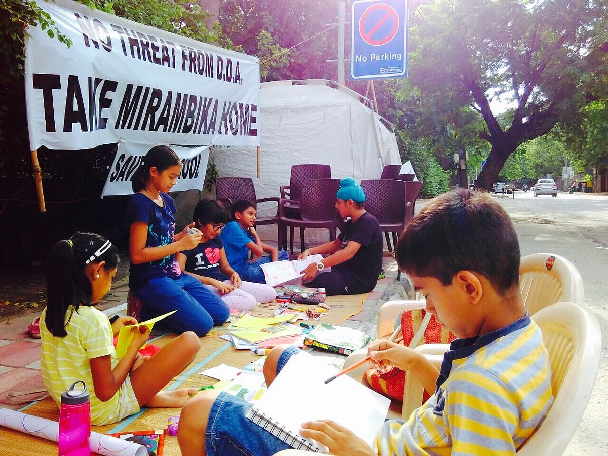 Students of Mirambika sitting on dharna (Photo: Ajay Jugran)