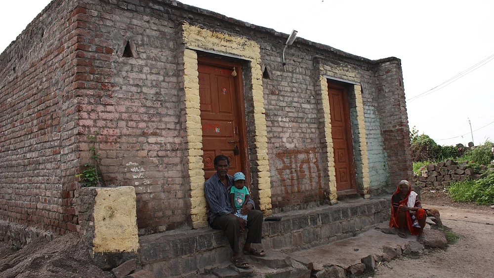 This house in Beed district, Maharashtra belongs to the son of Sanap Bhanudas Satwaji, who killed himself because he couldn’t pay back a loan taken for a well. (Courtesy: Vivian Fernandes)