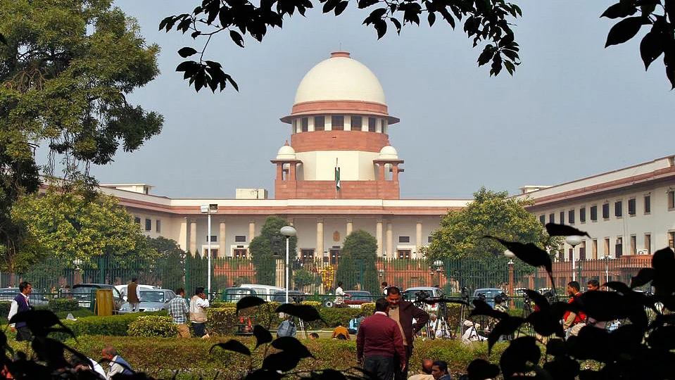 Supreme Court will also determine how the number of cases against politically influential criminals have been dropped by the Union and state governments in the past. (Photo: Reuters)