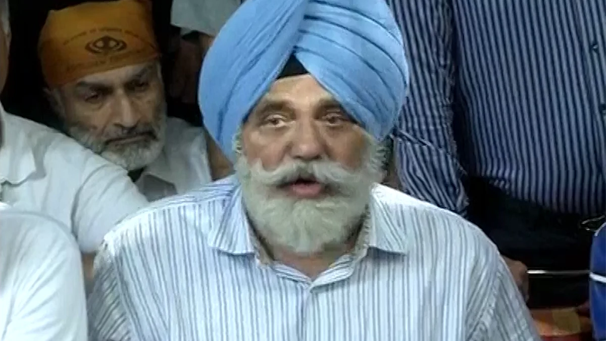 Major General (Retd) Satbir Singh reacting to the government’s announcement of One Rank, One Pension in New Delhi on Saturday. (Photo: ANI screengrab)
