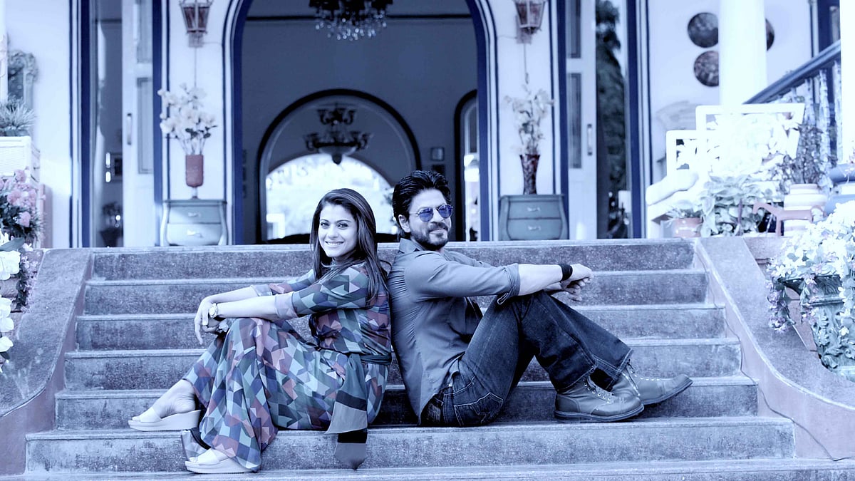 Kajol and Shah Rukh Khan on the sets of <i>Dilwale</i> (Photo courtesy: Red Chillies) 