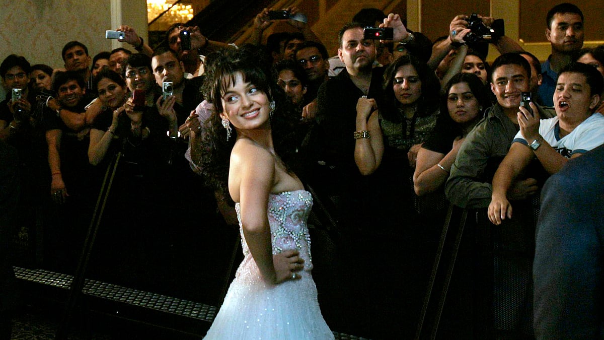 Kangana Ranaut poses for her fans and the media&nbsp;(Photo: Reuters)
