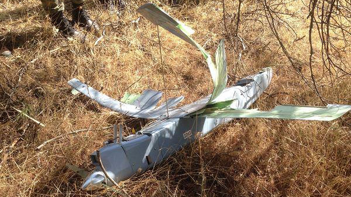 The unidentified drone shot down by a Turkish jet. (Photo: <a href="https://twitter.com/HaberturkTV/statuses/654987951605157888">Turkish Media</a>)