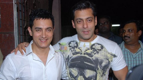 Aamir and Salman Khan have reportedly patched up (Photo: courtesy: Twitter/@bollywoodmantra)