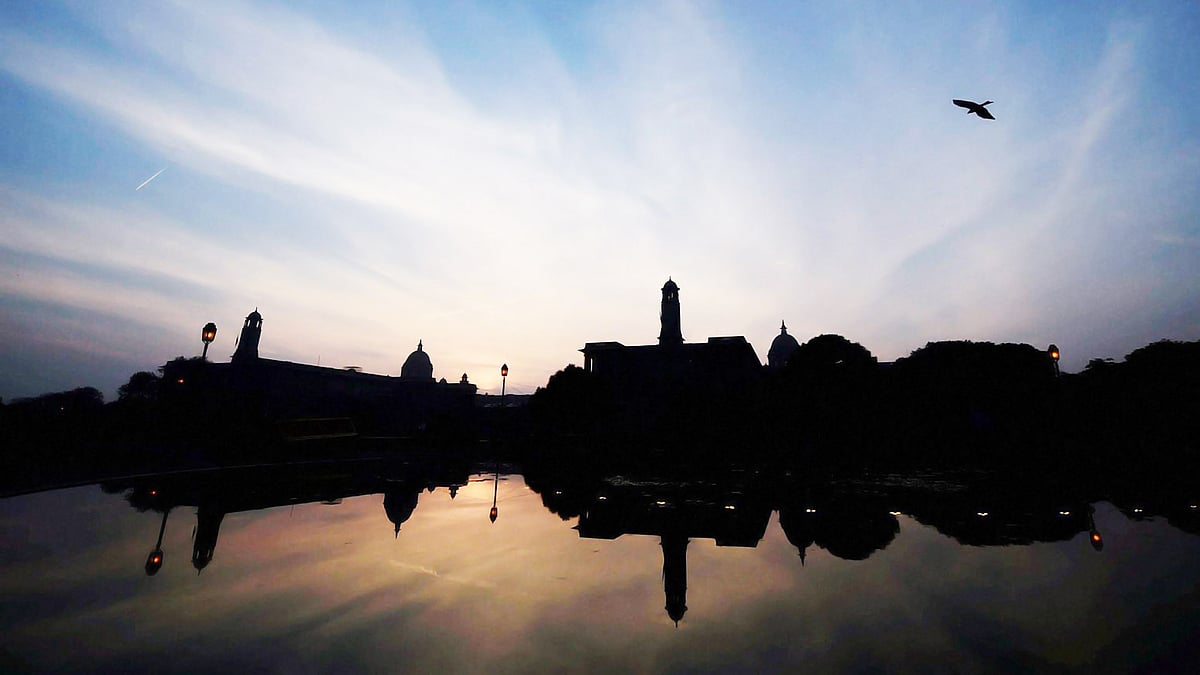 A view of the last sunset of 2015 at the President’s residence, Raisina Hill in New Delhi on Thursday. (Photo: PTI)