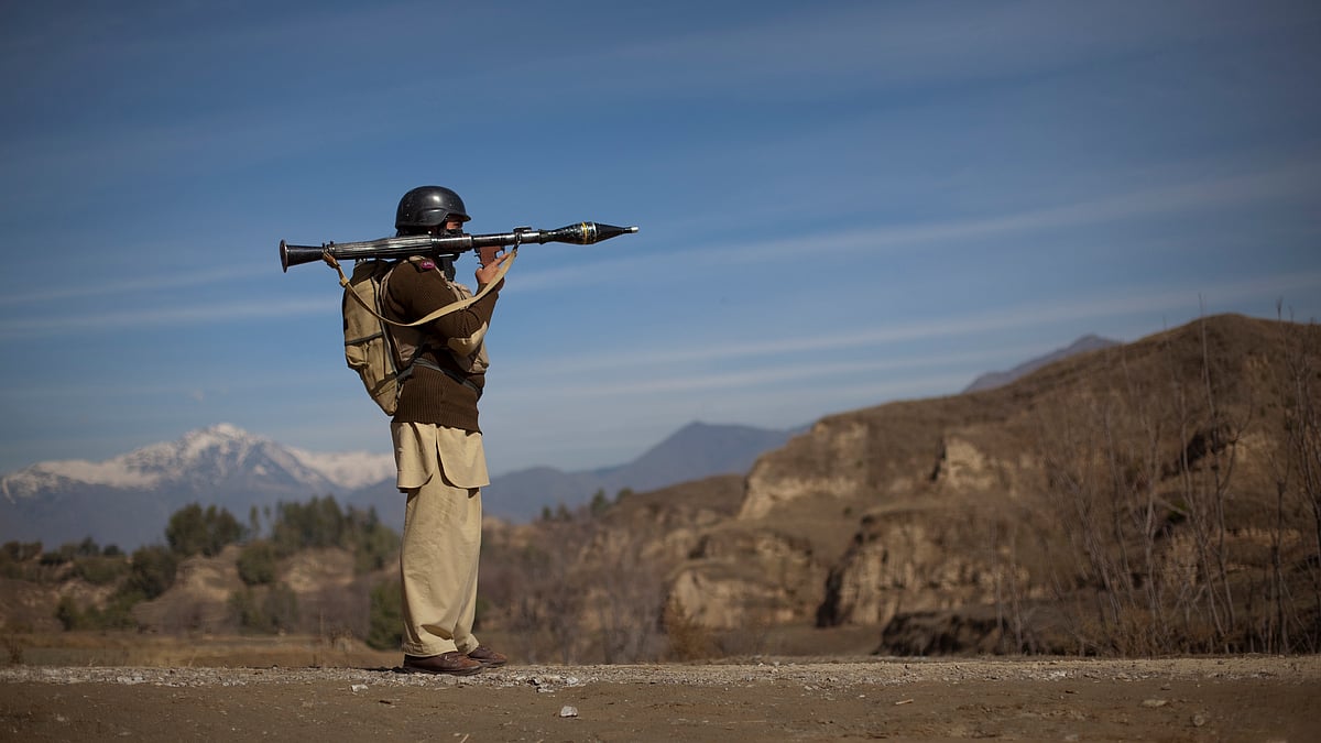 File image of a Pakistani soldier holding a rocket launcher while securing a road in Khar, the main town in Bajaur Agency, located in Pakistan’s Federally Administered Tribal Areas (FATA). (Photo: Reuters)