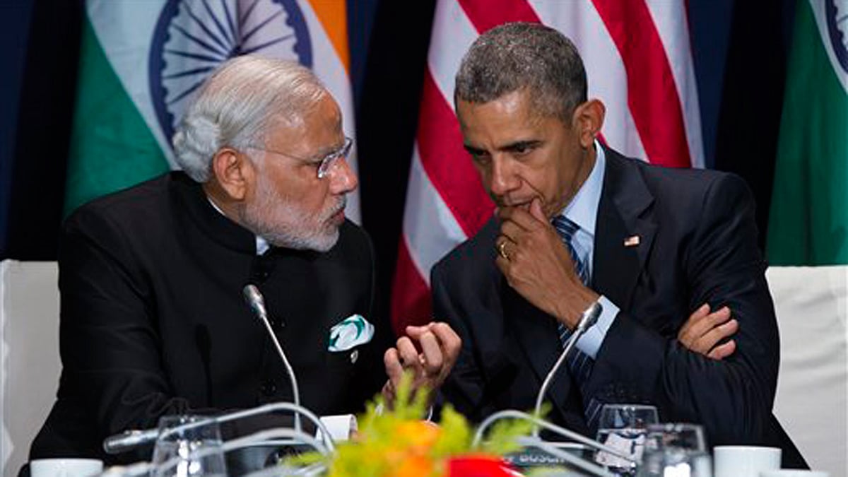 U.S. President Barack Obama(right) meets with Prime Minister Narendra Modi during the COP21, United Nations Climate Change Conference, in Le Bourget, outside Paris, on Nov. 30, 2015. (Photo: AP)