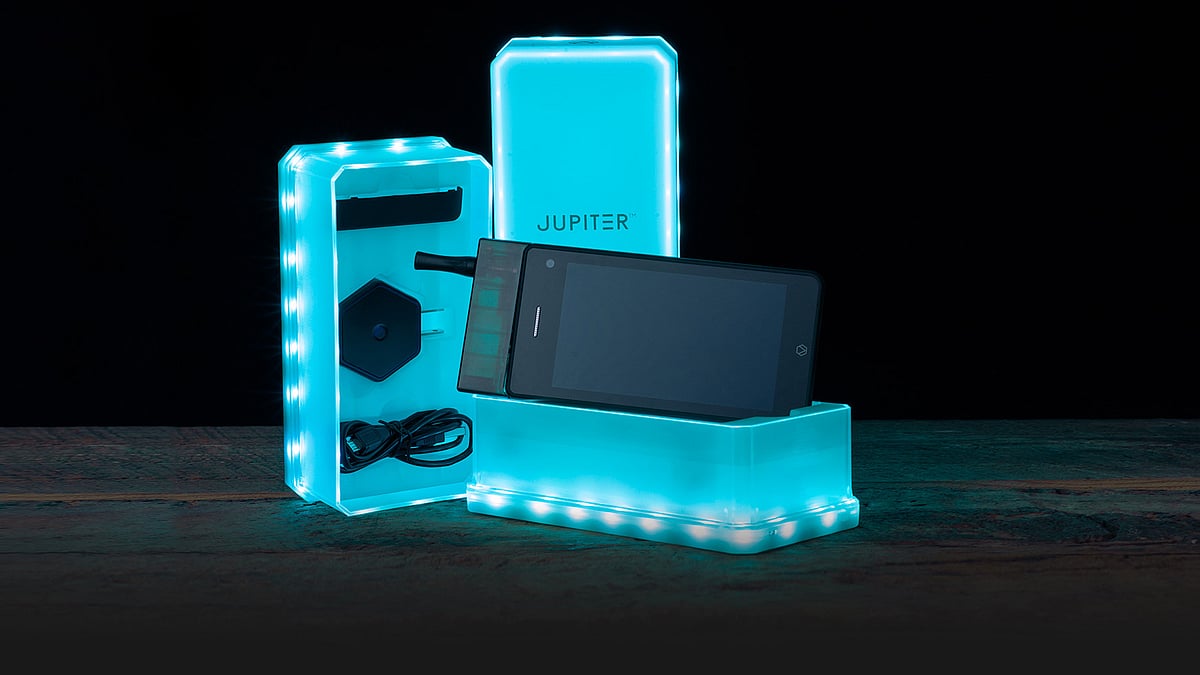 Jupiter IO 3 smartphone. (Photo: Vaporcade.com) 